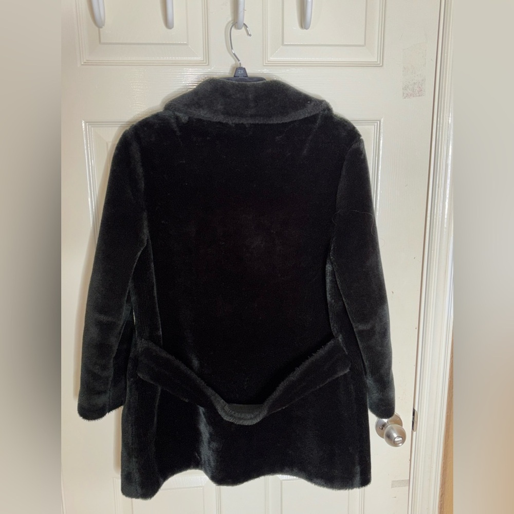 VTG MID CENTURY BLACK FAUX FUR PEA COAT GOLD BUTTONS MID LENGTH TIMELESS MEDIUM​ - Picture 7 of 11